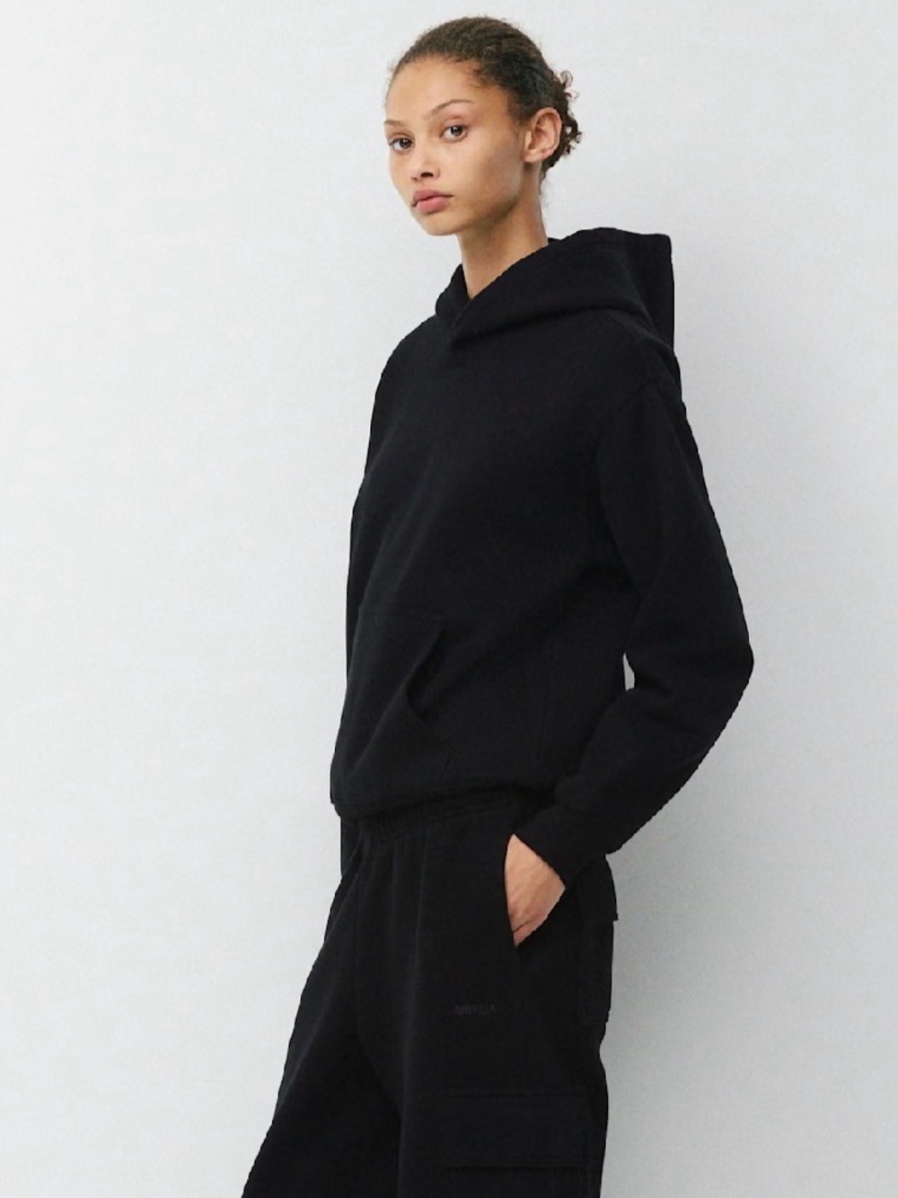 Aritzia TNA Black Women's Pullover Hoodie